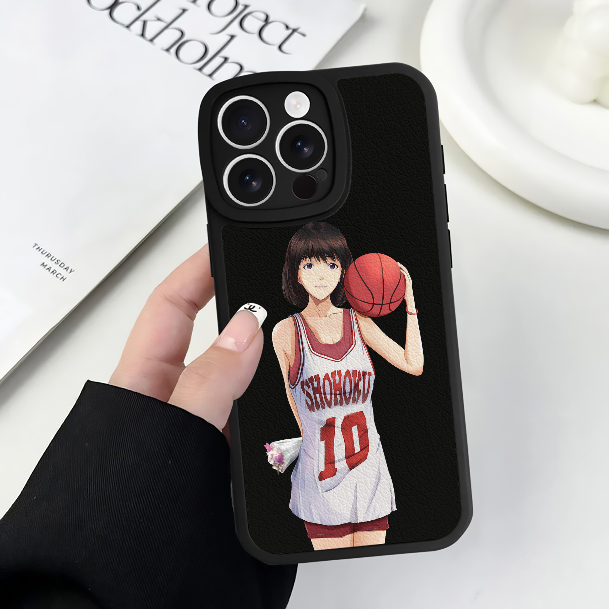 （画像用） SLAM DUNK／スラムダンク 【iPhone 16シリーズ対応】シリコンスマホケース（レザー調） 材質：シリコン